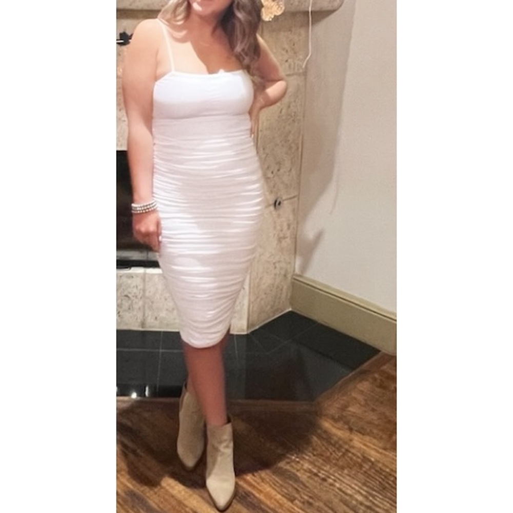 White, bodycon midi dress - Picture 2 of 2